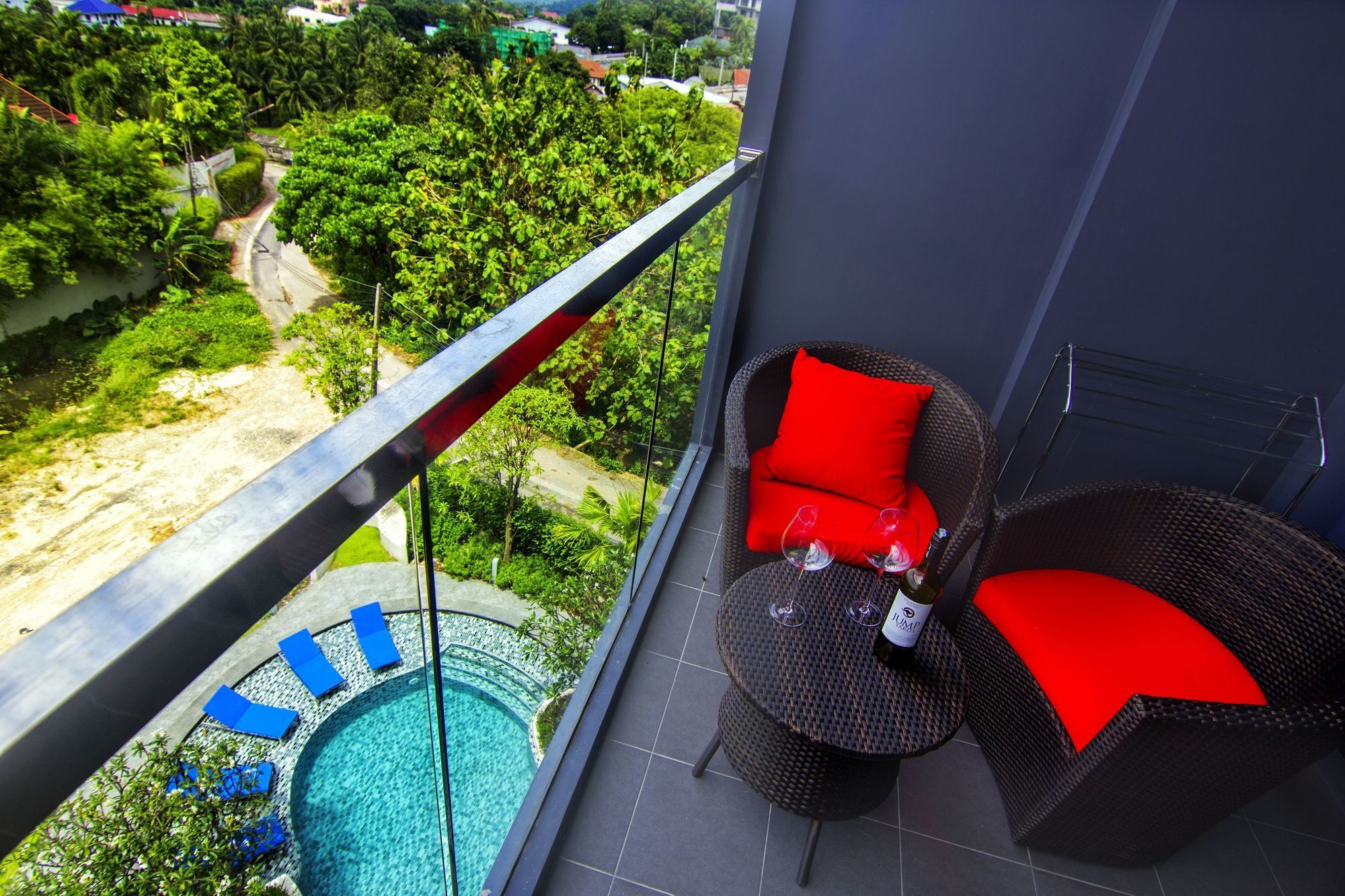 The Aristo By Holy Cow 201 Apartment Phuket Exterior foto