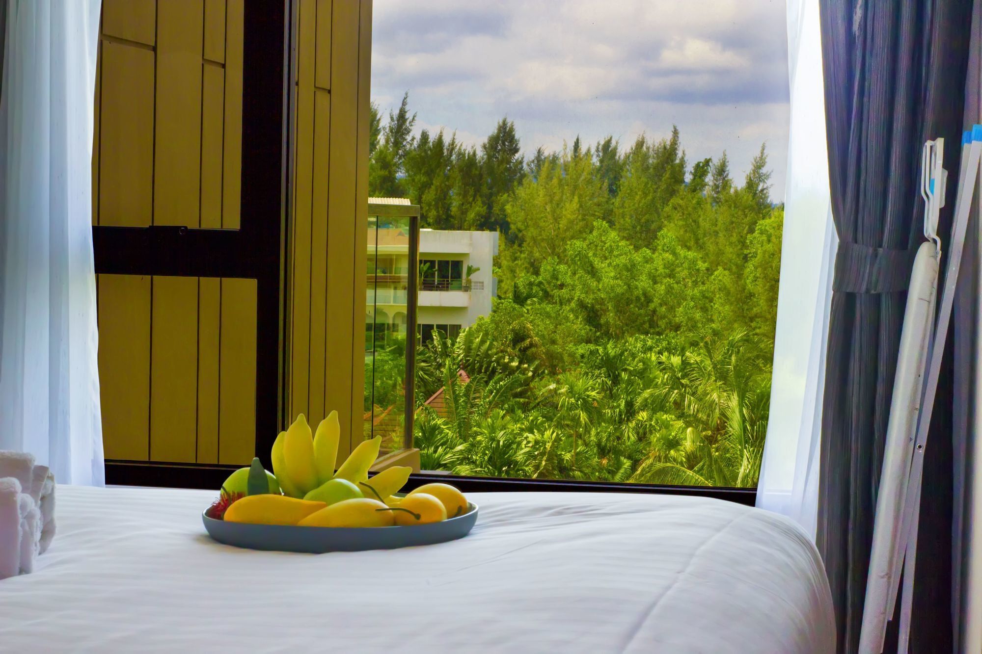 The Aristo By Holy Cow 201 Apartment Phuket Exterior foto