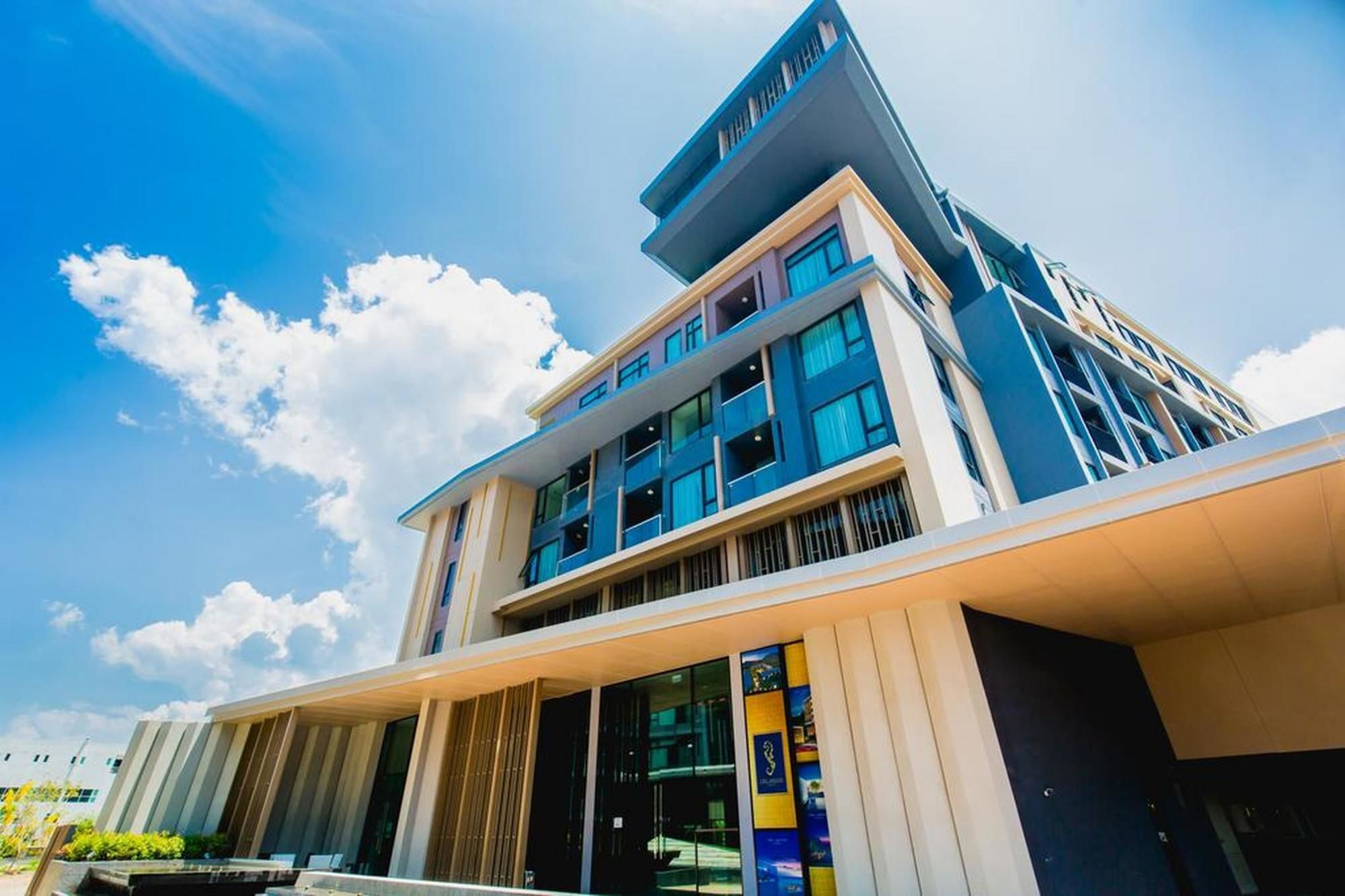 The Aristo By Holy Cow 201 Apartment Phuket Exterior foto