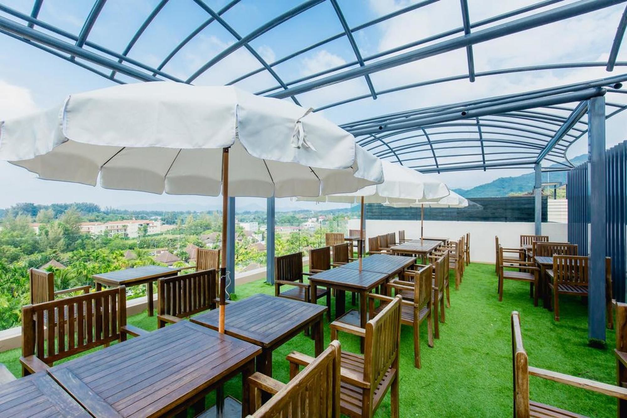 The Aristo By Holy Cow 201 Apartment Phuket Exterior foto