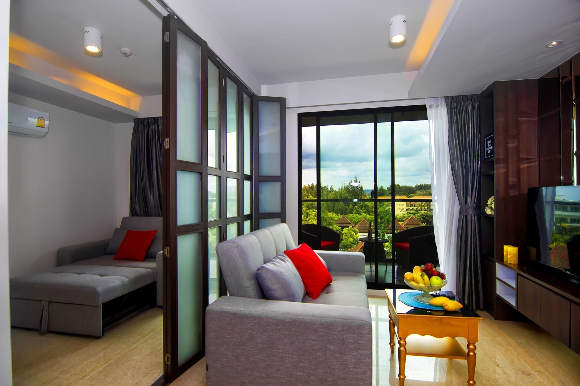 The Aristo By Holy Cow 201 Apartment Phuket Exterior foto