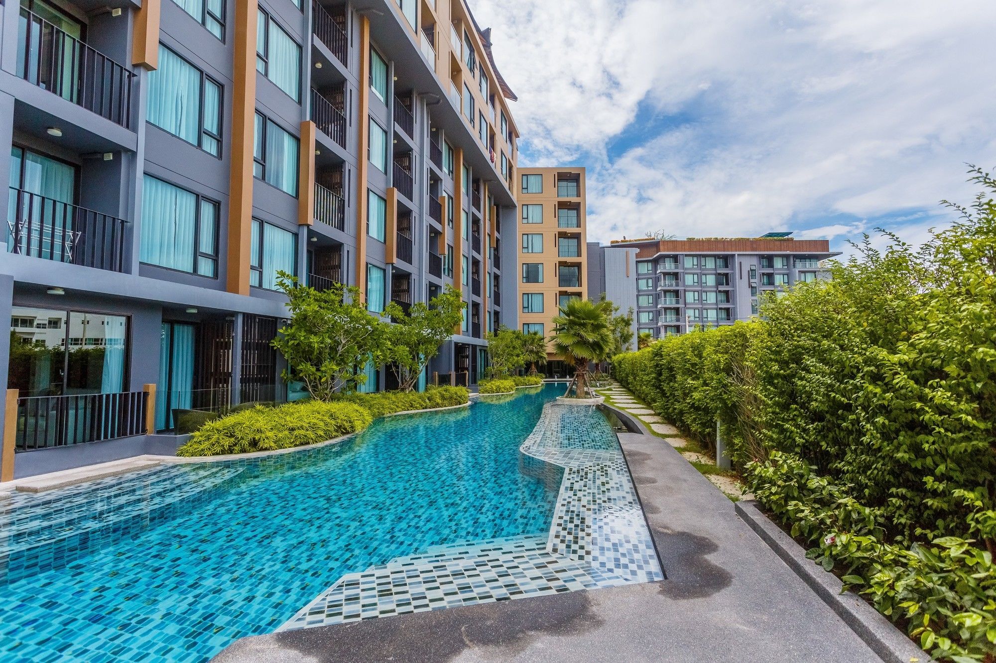 The Aristo By Holy Cow 201 Apartment Phuket Exterior foto